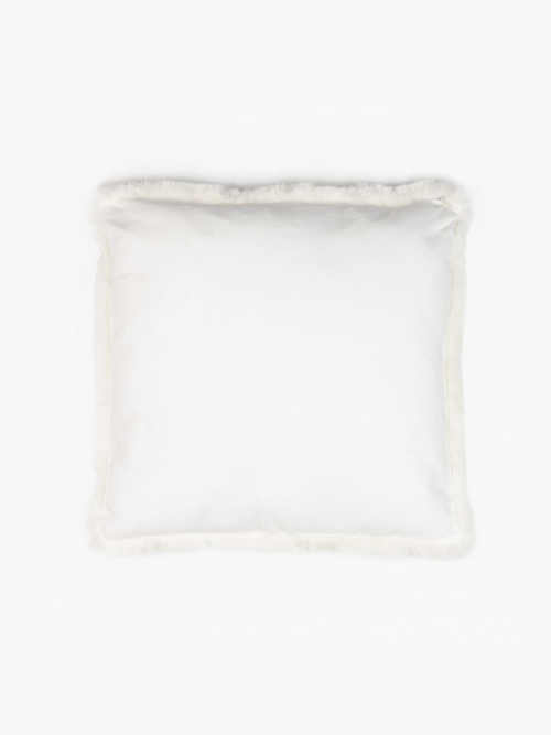 bílý dekorační polštář 45x45
